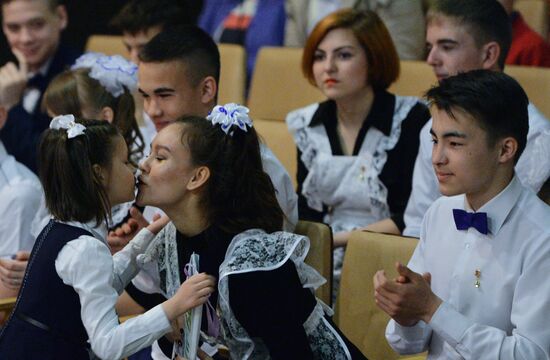 Last Bell celebrations in Russia's regions