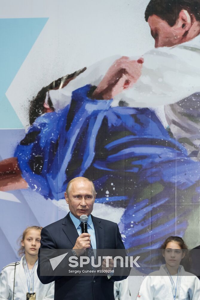 President Vladimir Putin visits Youth Judo Tournament in memory of Anatoly Rakhlin in St. Petersburg