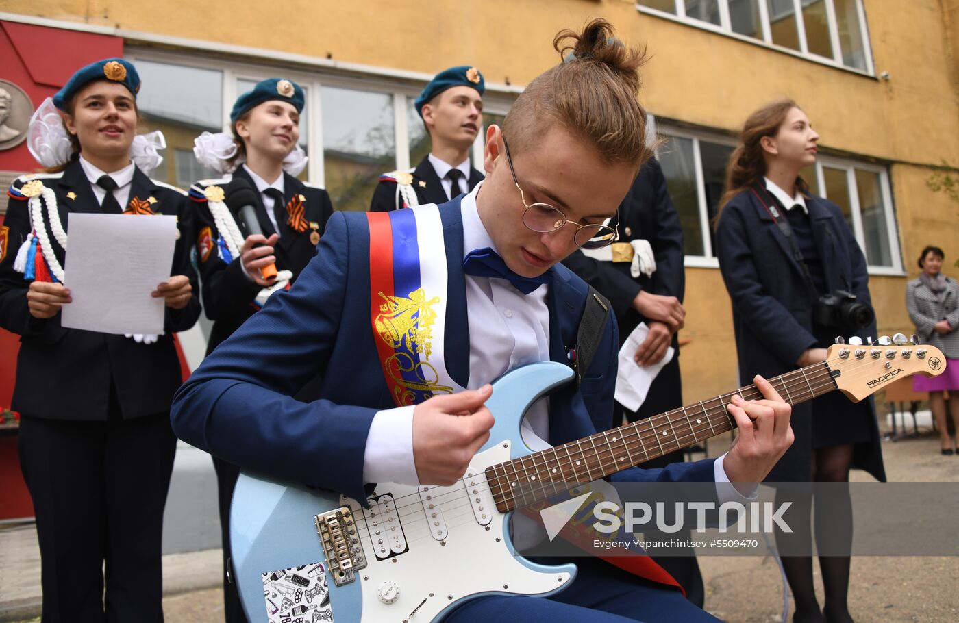 Last Bell celebrations in Russia's regions