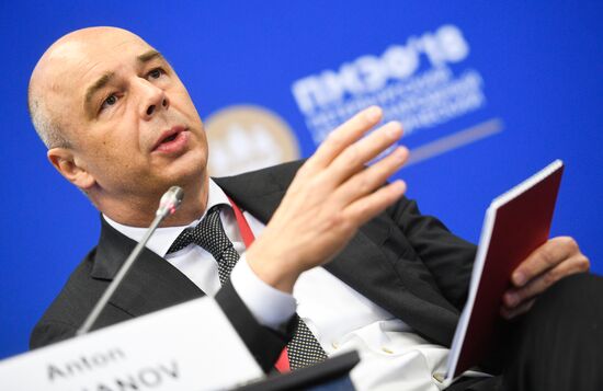 St. Petersburg International Economic Forum. Day One