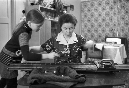 Crane operator at Apatite-and-nepheline dressing plant