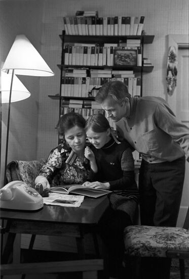 Crane operator at Apatite-and-nepheline dressing plant