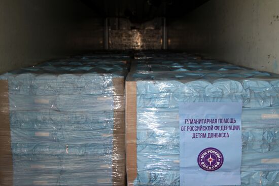 Russian humanitarian convoy arrives in Donetsk