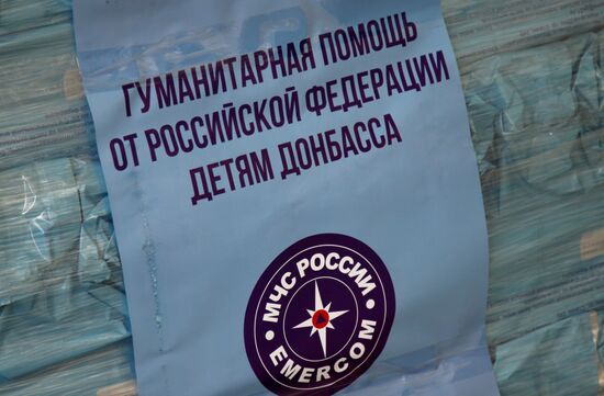 Russian humanitarian convoy arrives in Donetsk