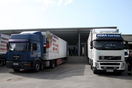 Russian humanitarian convoy arrives in Donetsk