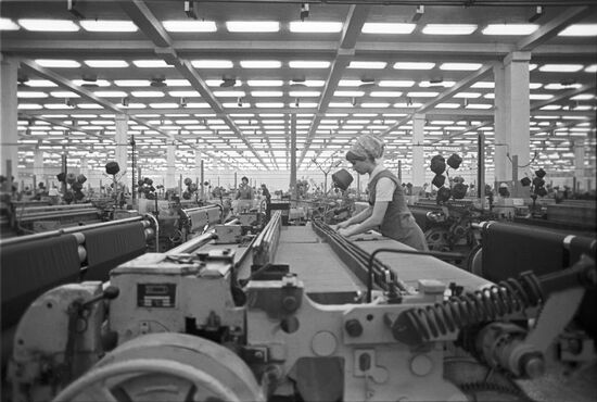 Plant of worsted and woolen goods in Abakan