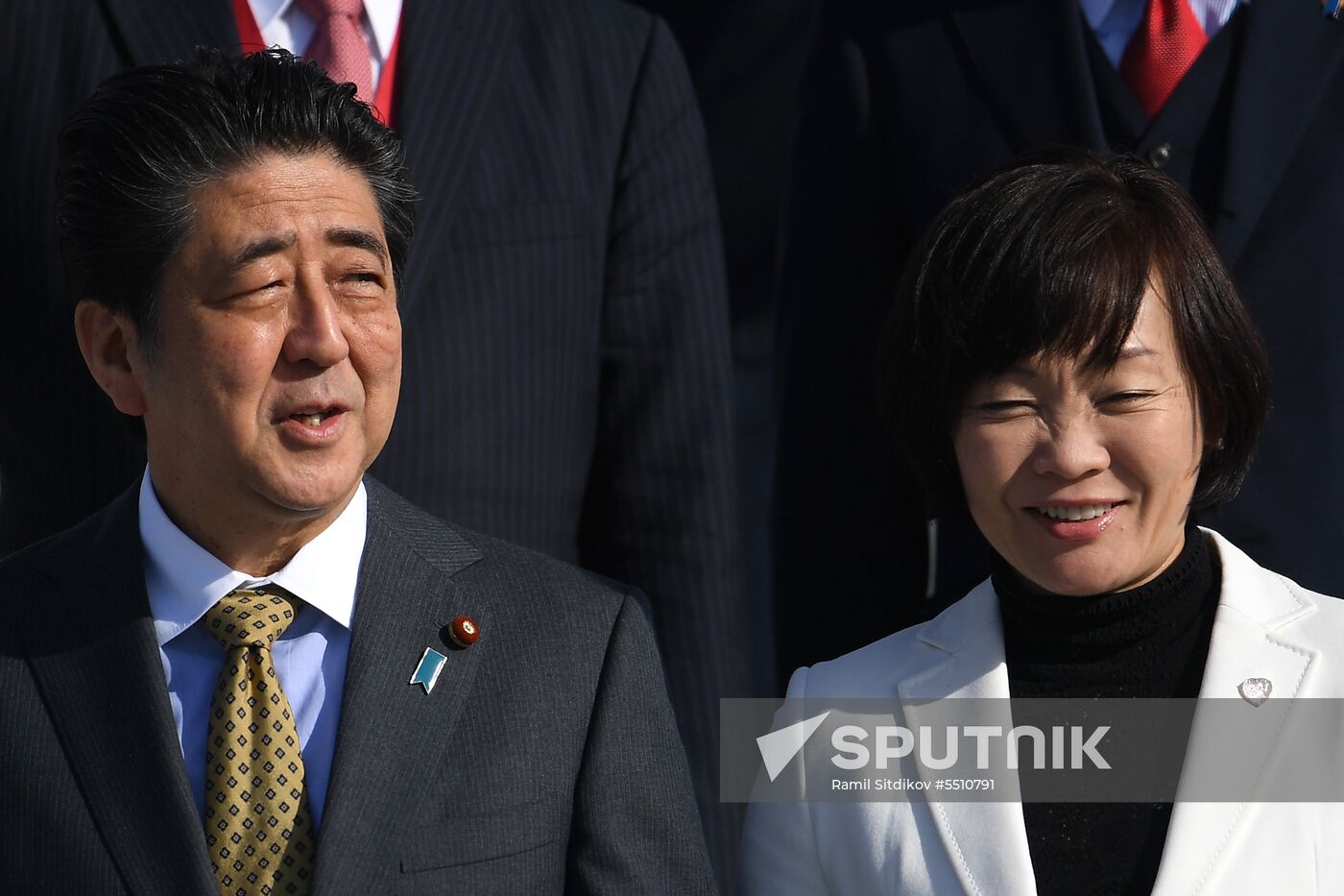 Japanese Prime Minister Shinzo Abe arrives in St. Petersburg