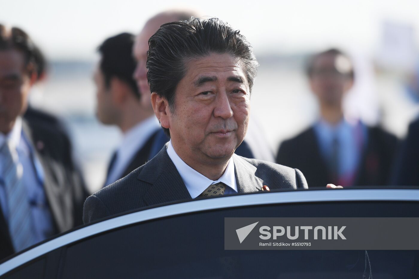 Japanese Prime Minister Shinzo Abe arrives in St. Petersburg