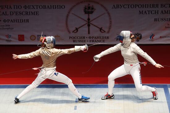 Friendly saber match between Russian and French women's teams