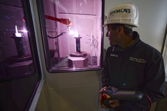 Opening of new shop at Siemens plant in St. Petersburg