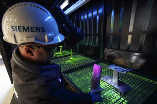 Opening of new shop at Siemens plant in St. Petersburg