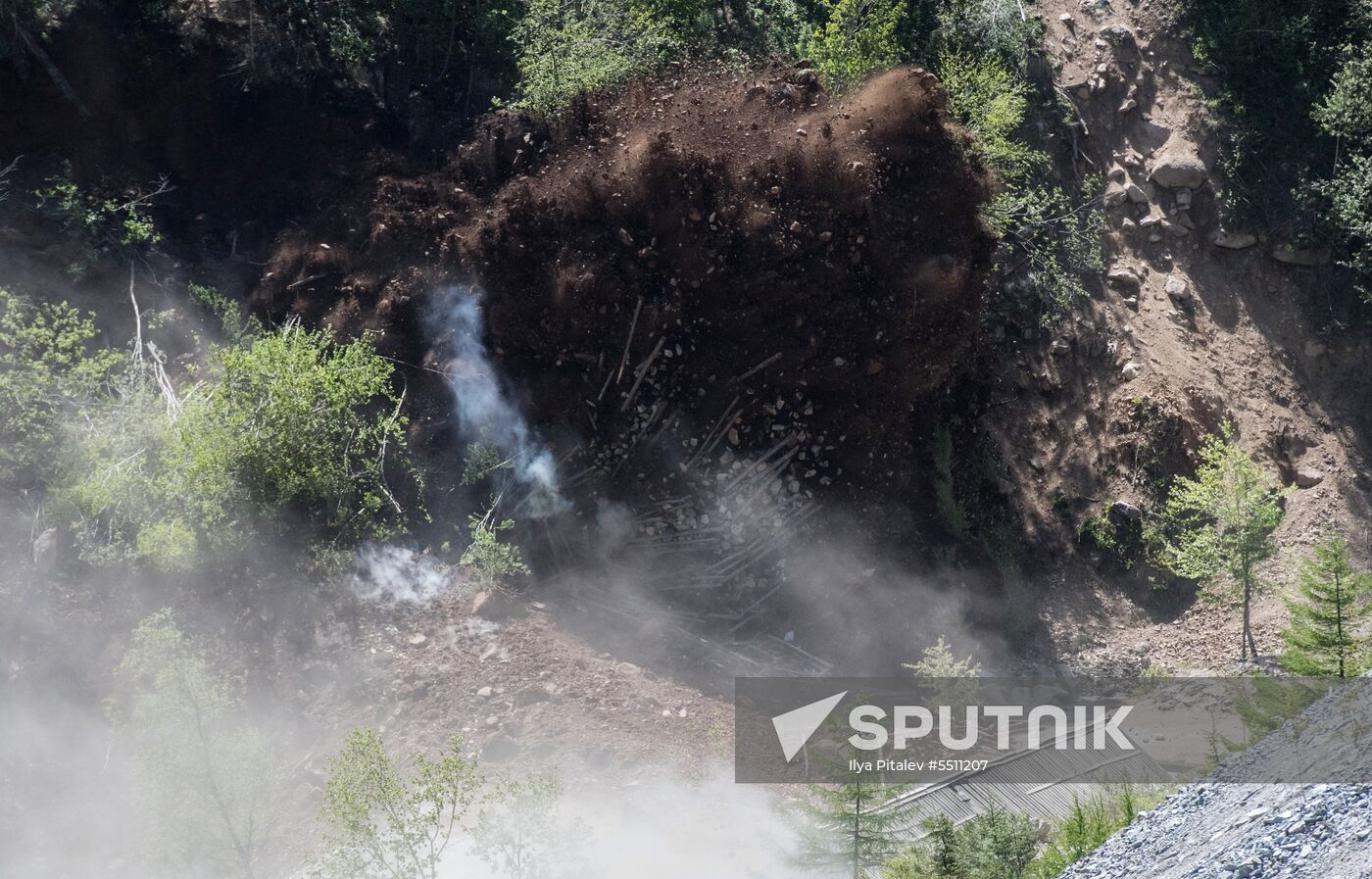 Punggye-ri nuclear test site in North Korea demolished