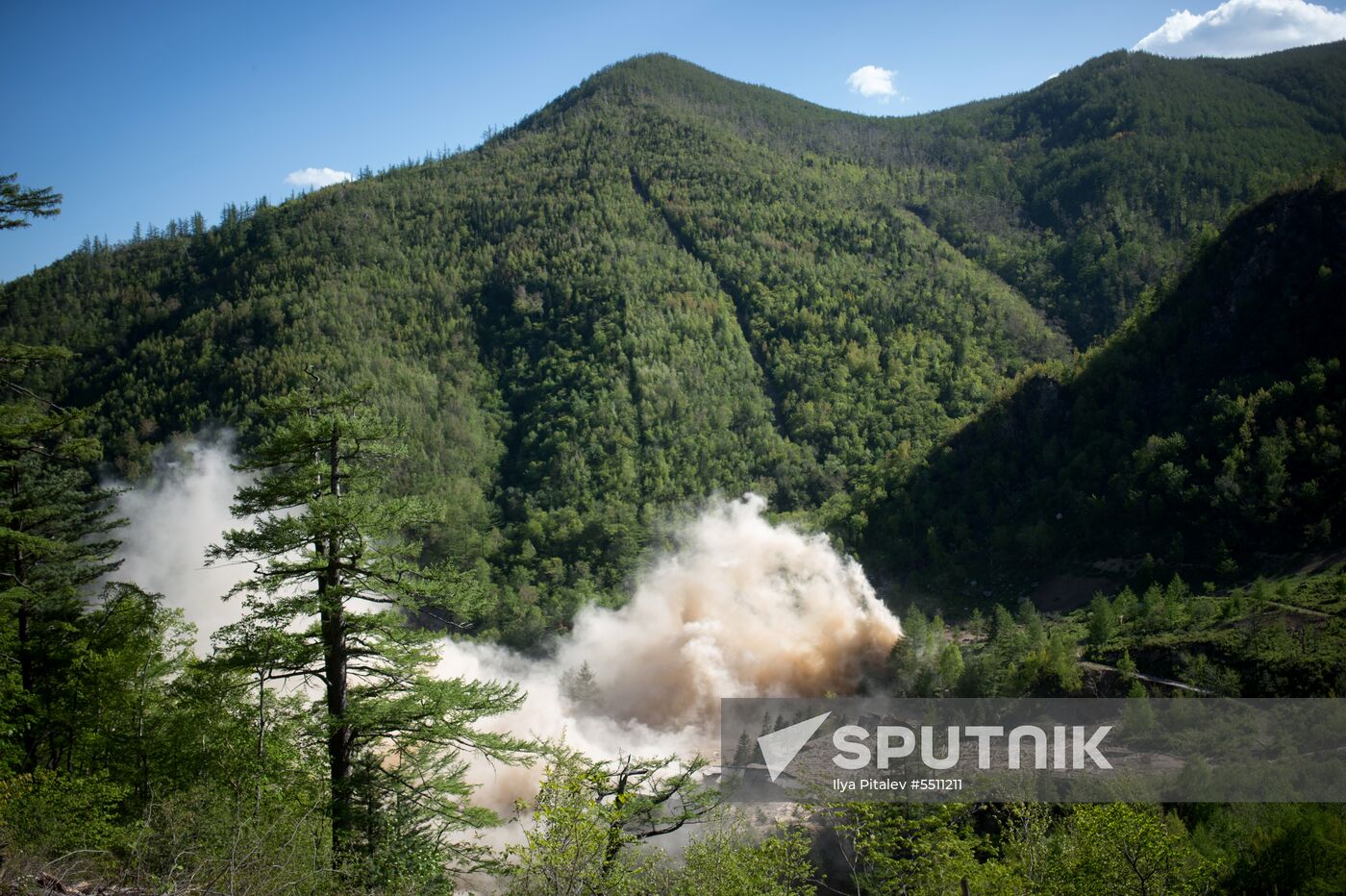 Punggye-ri nuclear test site in North Korea demolished