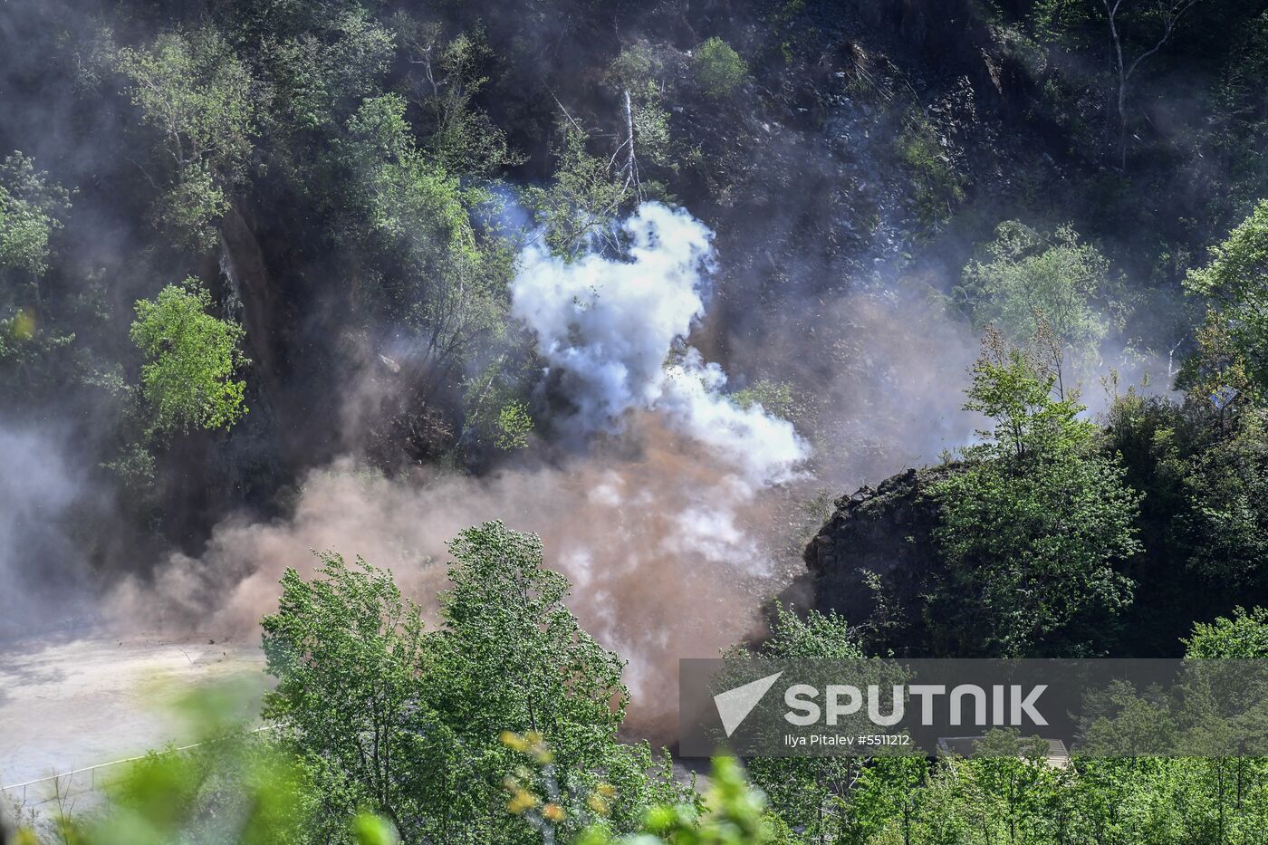 Punggye-ri nuclear test site in North Korea demolished