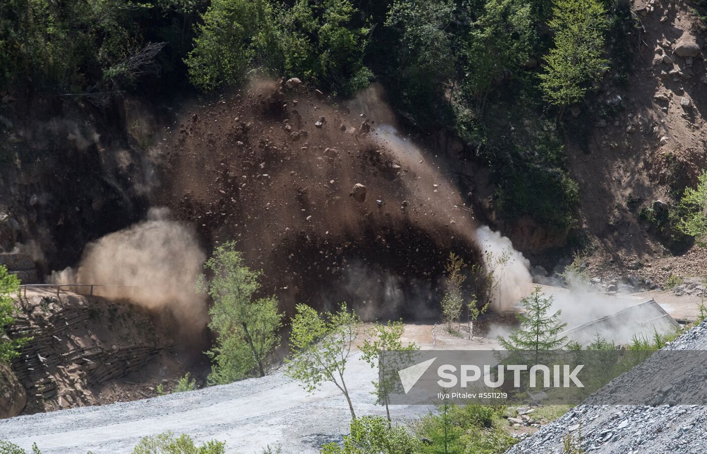 Punggye-ri nuclear test site in North Korea demolished