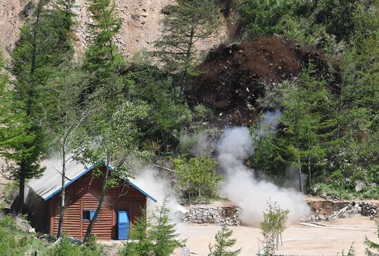 Punggye-ri nuclear test site in North Korea demolished