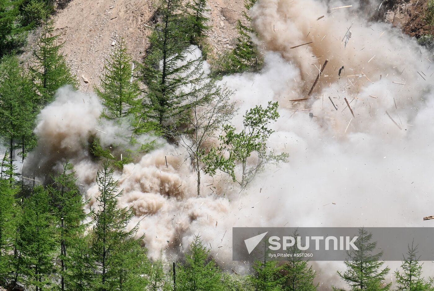 Punggye-ri nuclear test site in North Korea demolished