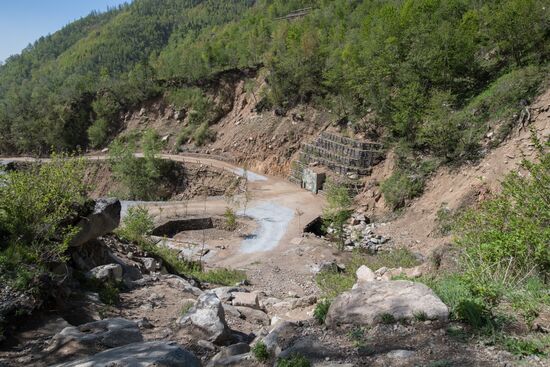 Punggye-ri nuclear test site in North Korea demolished