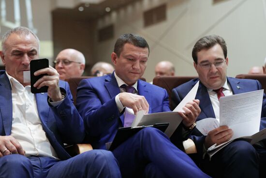 Russian Speed Skaters Union holds report and election congress