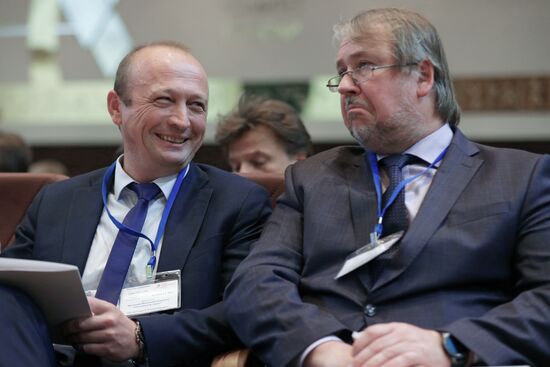 Russian Speed Skaters Union holds report and election congress