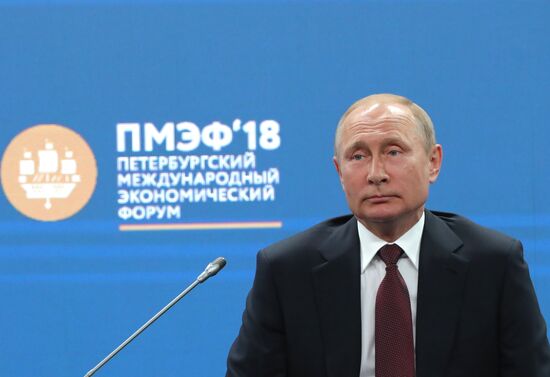 President Putin attends 2018 St. Petersburg International Economic Forum