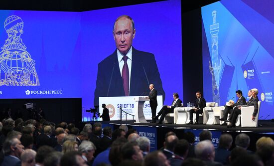 President Putin attends 2018 St. Petersburg International Economic Forum