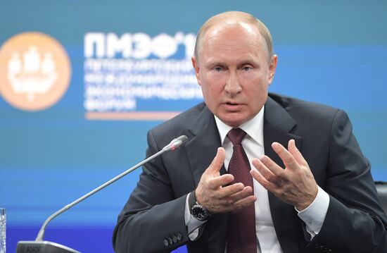 President Putin attends 2018 St. Petersburg International Economic Forum