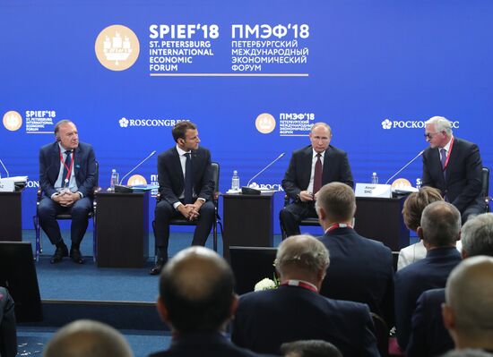 President Putin attends 2018 St. Petersburg International Economic Forum