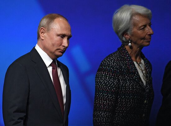 President Putin attends 2018 St. Petersburg International Economic Forum