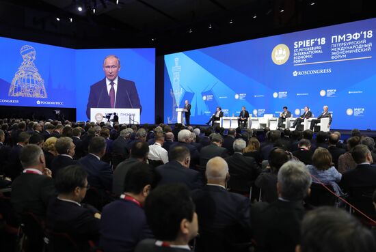 President Putin attends 2018 St. Petersburg International Economic Forum