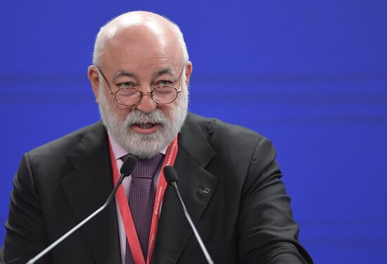St. Petersburg International Economic Forum. Day two