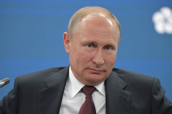 President Putin attends 2018 St. Petersburg International Economic Forum
