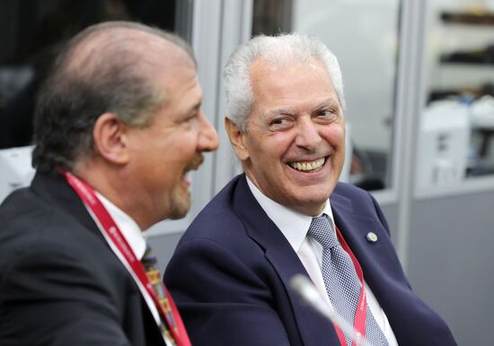 President Putin attends 2018 St. Petersburg International Economic Forum, day two