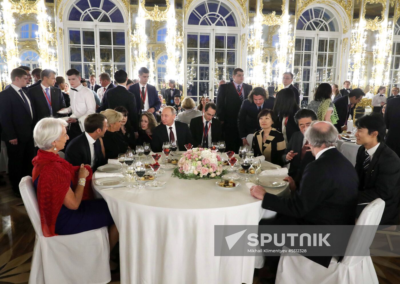 President Putin attends 2018 St. Petersburg International Economic Forum, day two