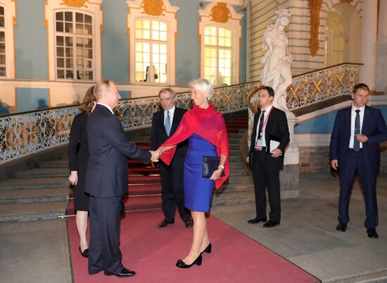 President Putin attends 2018 St. Petersburg International Economic Forum, day two