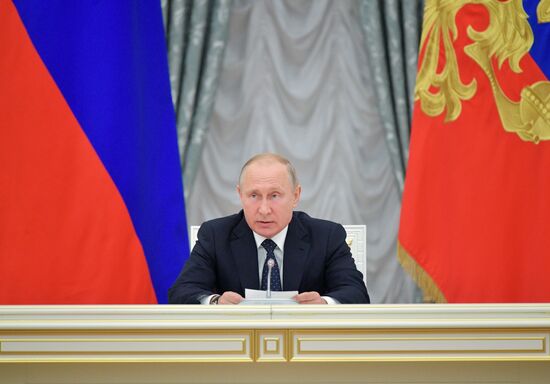 President Vladimir Putin holds a meeting with Government members