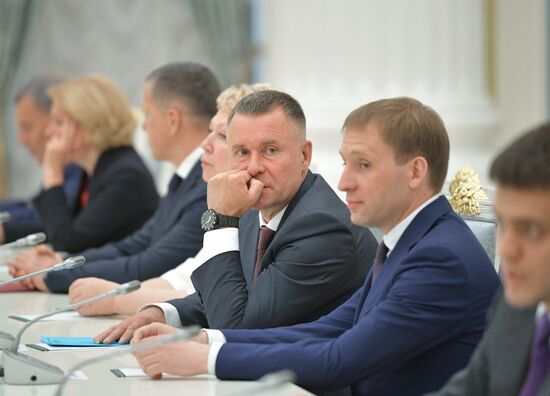 President Vladimir Putin holds a meeting with Government members
