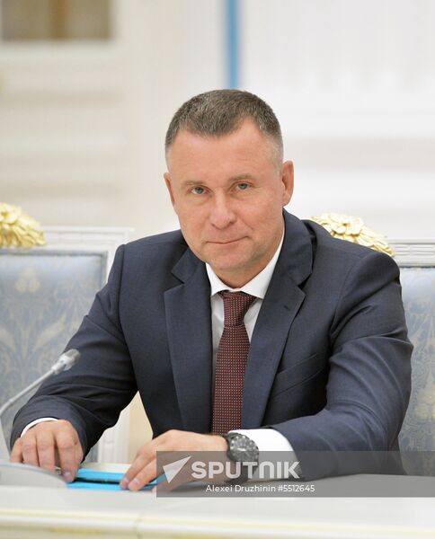 President Vladimir Putin holds a meeting with Government members
