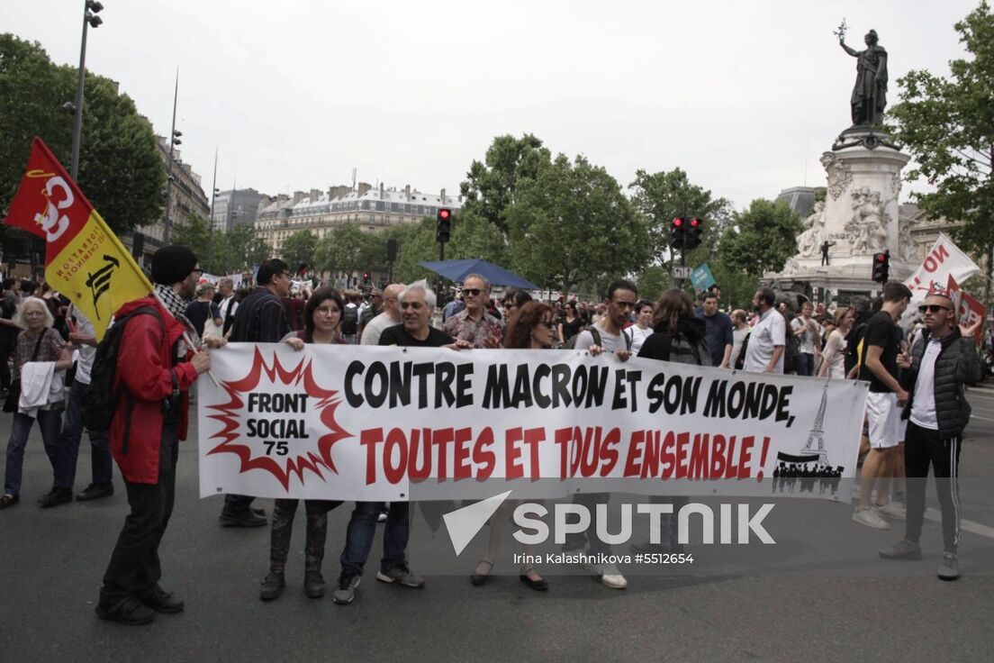 Anti-government rally in Paris
