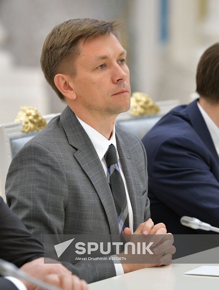 President Vladimir Putin holds a meeting with Government members