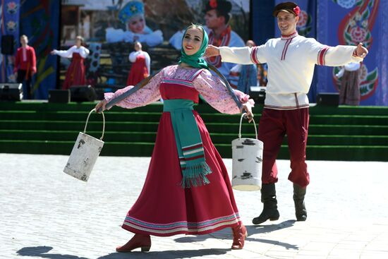 Russian folk festival Karavon in Kazan