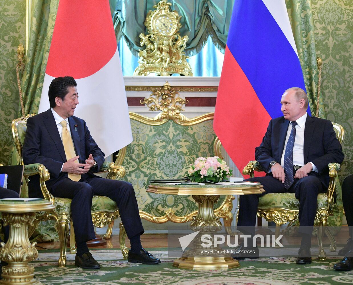 Vladimir Putin holds talks with Japanese Prime Minister Shinzo Abe