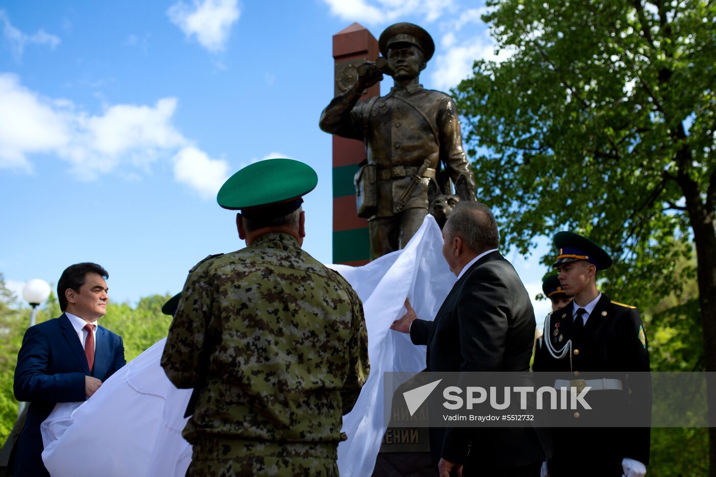 Monument to border guards unveiled in Ufa