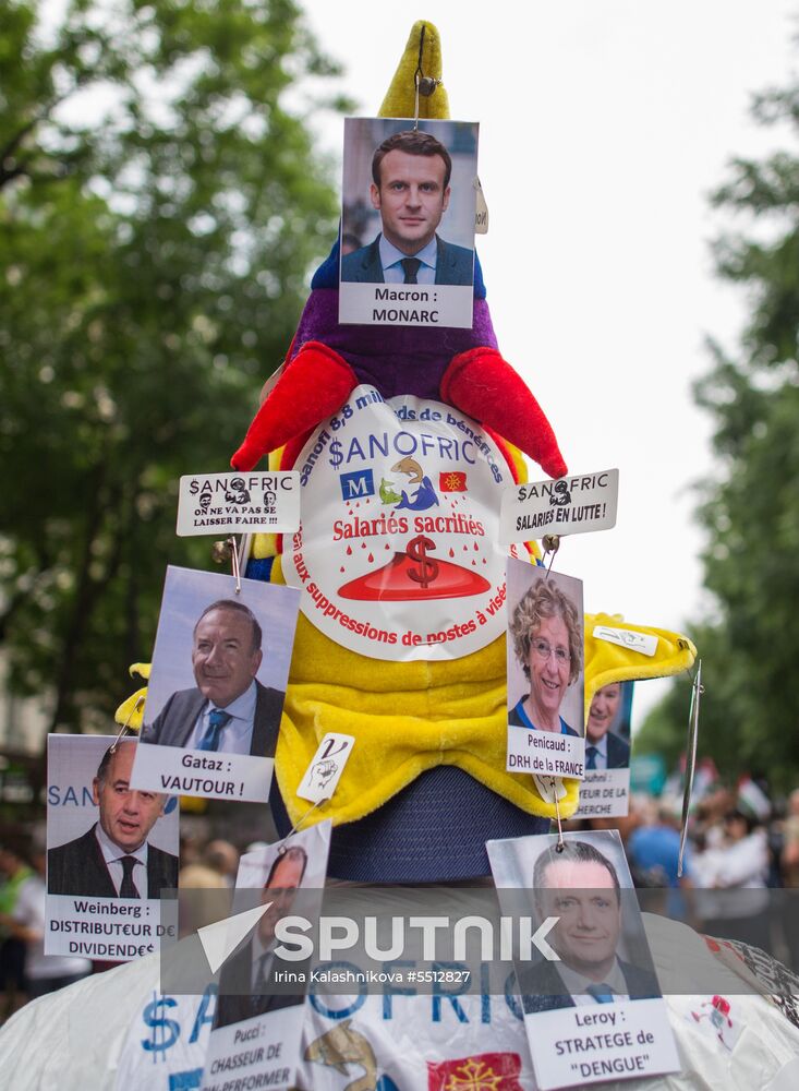 Anti-government rally in Paris