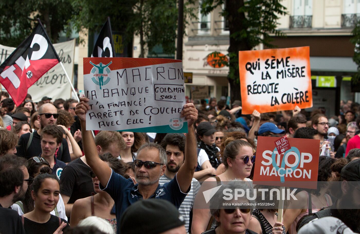 Anti-government rally in Paris