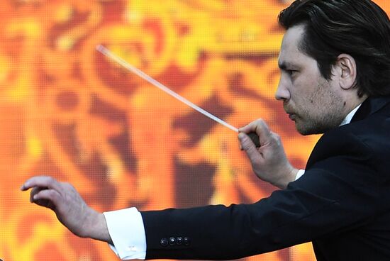 St. Petersburg Governor holds SPIEF celebrations