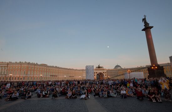 St. Petersburg Governor holds SPIEF celebrations