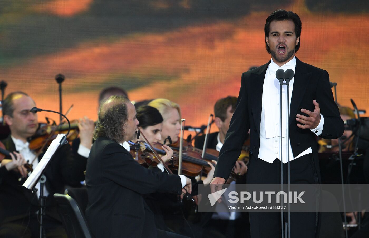 St. Petersburg Governor holds SPIEF celebrations