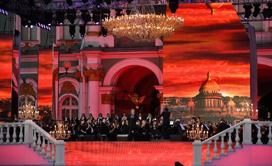 St. Petersburg Governor holds SPIEF celebrations