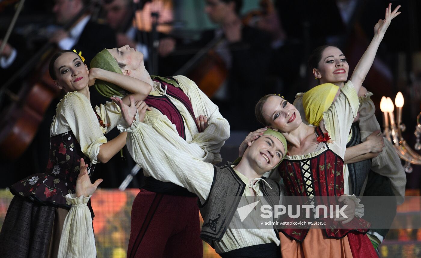 St. Petersburg Governor holds SPIEF celebrations